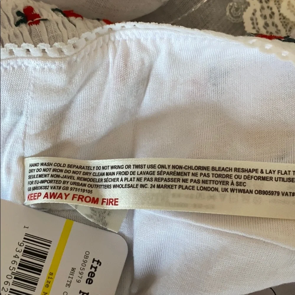 Free People Bralette Combo Red & white lace trim Size Medium - Picture 9 of 12